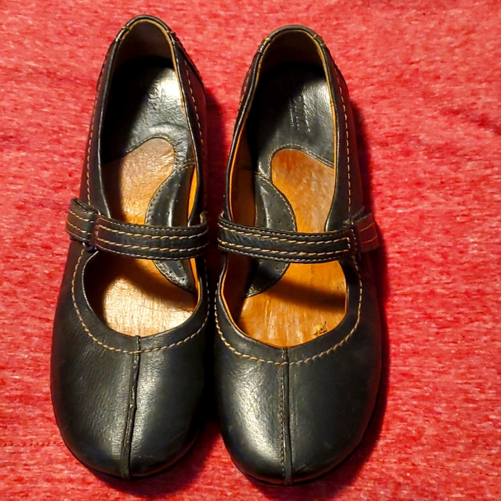 Born Mary Janes - black, size 8 1/2